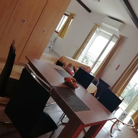 Kubo Guest house