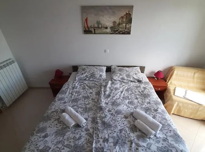 Гостевой дом Kubo Ловран