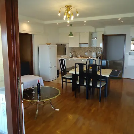 Kubo Guest house 3*